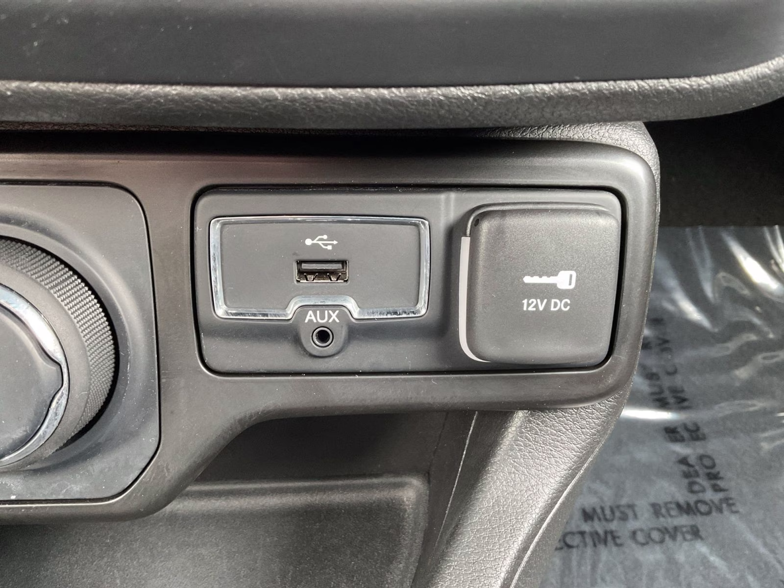 2023 Slate Blue Pearlcoat Jeep Renegade Latitude 4X4 SUV