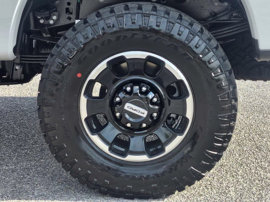 2026 Avalanche Ford Super Duty F-350 SRW Platinum 4X4 Truck