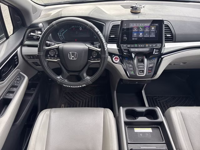 2018 Honda Odyssey FWD Van