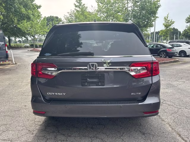 2018 Honda Odyssey FWD Van