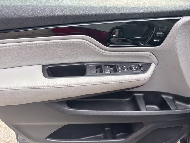 2018 Honda Odyssey FWD Van