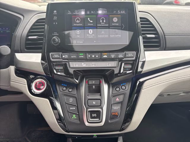 2018 Honda Odyssey FWD Van