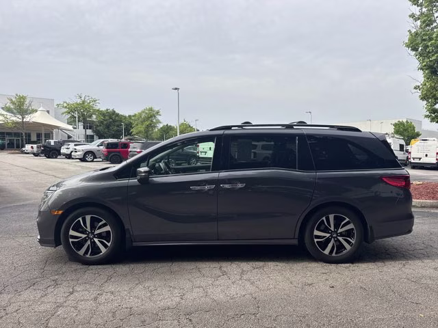 2018 Honda Odyssey FWD Van
