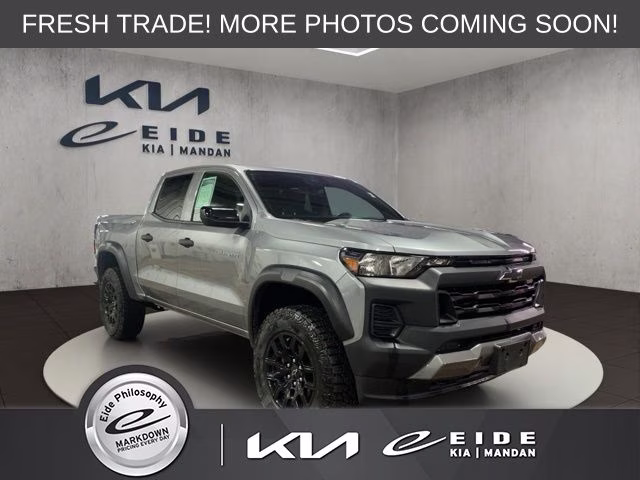 2024 Chevrolet Colorado 4WD Trail Boss Crew Cab Short Box's photo