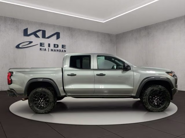2024 Sterling Gray Metallic Chevrolet Colorado Trail Boss 4X4 Truck