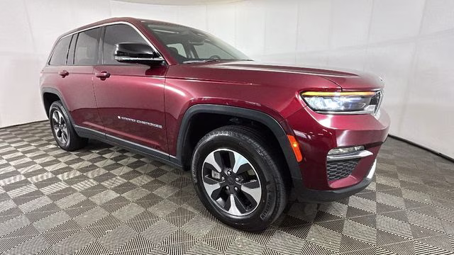 2023 Velvet Red Pearlcoat Jeep Grand Cherokee 4xe 4X4 SUV