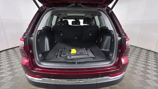 2023 Velvet Red Pearlcoat Jeep Grand Cherokee 4xe 4X4 SUV