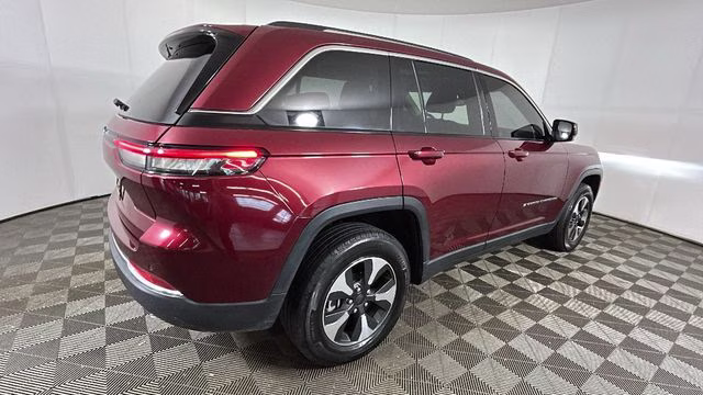 2023 Velvet Red Pearlcoat Jeep Grand Cherokee 4xe 4X4 SUV