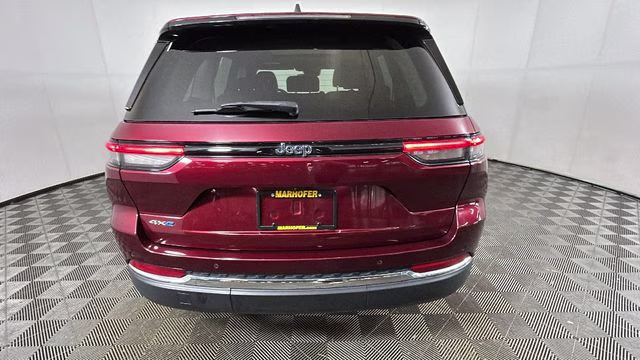 2023 Velvet Red Pearlcoat Jeep Grand Cherokee 4xe 4X4 SUV