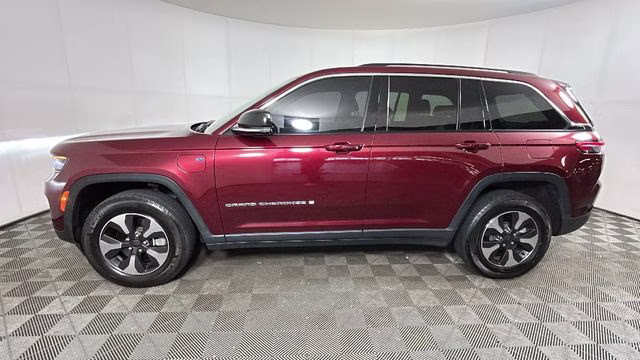 2023 Velvet Red Pearlcoat Jeep Grand Cherokee 4xe 4X4 SUV