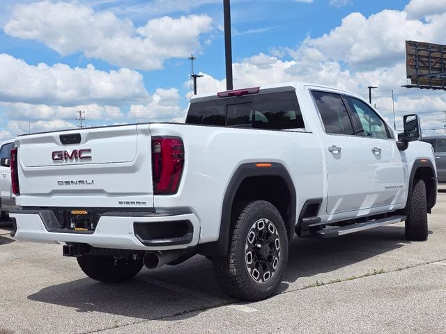 2026 Glacier White Tricoat GMC Sierra 2500HD Denali 4X4 Truck