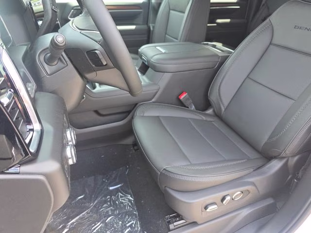 2026 Glacier White Tricoat GMC Sierra 2500HD Denali 4X4 Truck