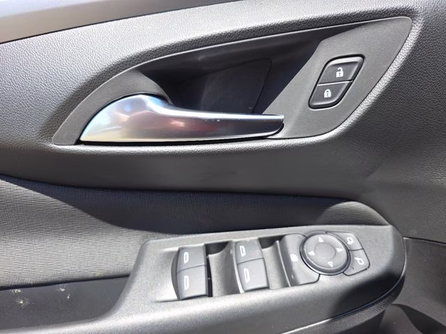 2026 Summit White Buick Envista Preferred FWD SUV