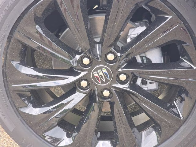 2026 Summit White Buick Envista Sport Touring FWD SUV