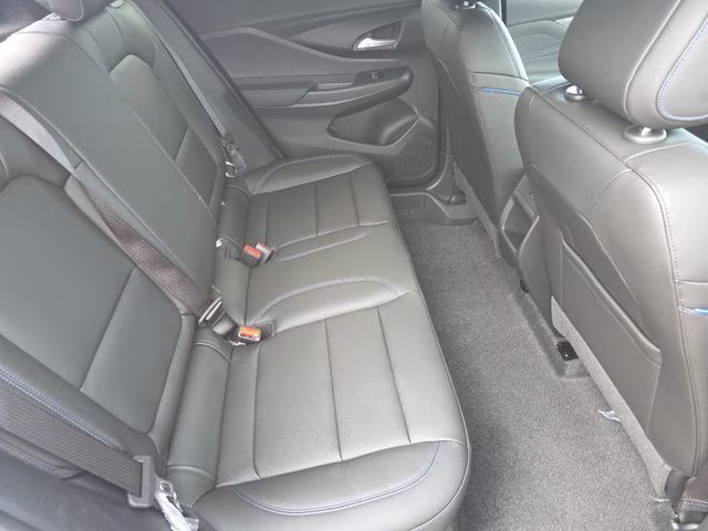2026 Summit White Buick Envista Sport Touring FWD SUV