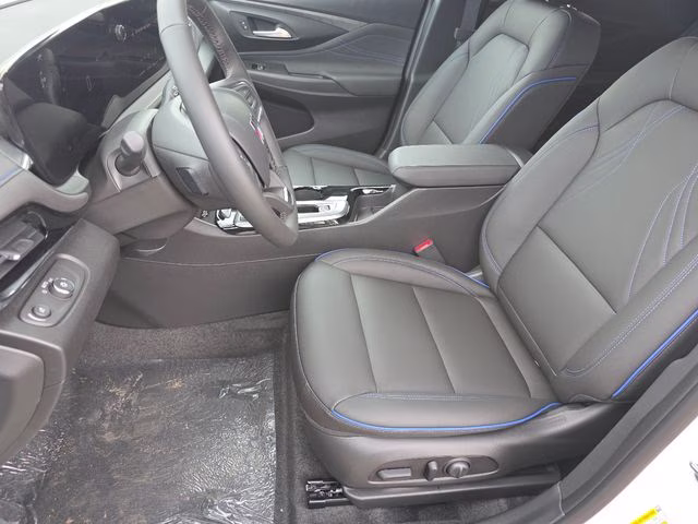 2026 Summit White Buick Envista Sport Touring FWD SUV