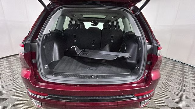 2024 Velvet Red Pearlcoat Jeep Grand Cherokee 4xe 4X4 SUV