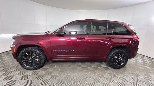 2024 Velvet Red Pearlcoat Jeep Grand Cherokee 4xe 4X4 SUV