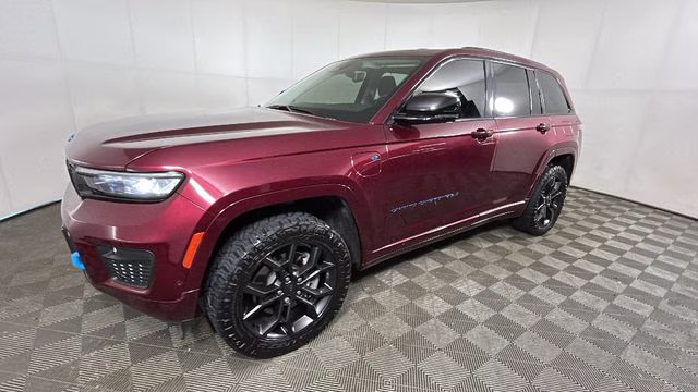 2024 Velvet Red Pearlcoat Jeep Grand Cherokee 4xe 4X4 SUV