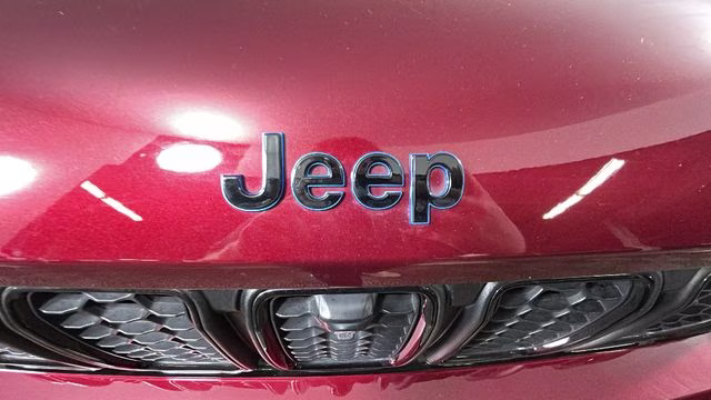 2024 Velvet Red Pearlcoat Jeep Grand Cherokee 4xe 4X4 SUV