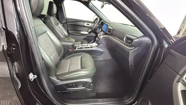 2022 Black Metallic Ford Explorer Timberline 4X4 SUV