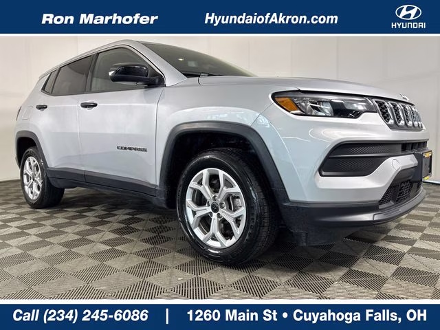 2025 Silver Zynith Metallic Clearcoat Jeep Compass Sport 4X4 SUV