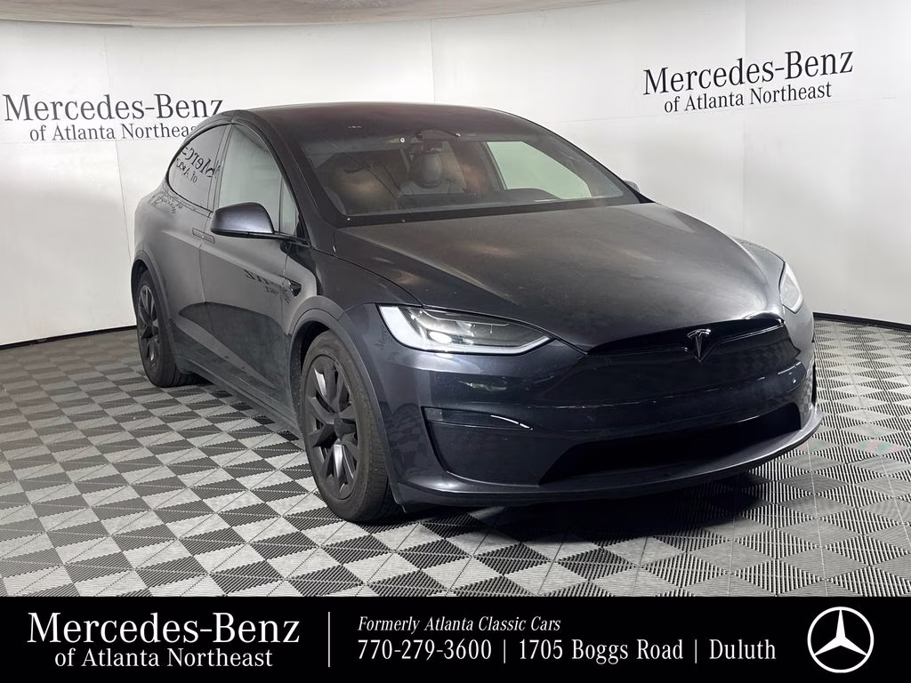 2024 Tesla Model X Long Range's photo