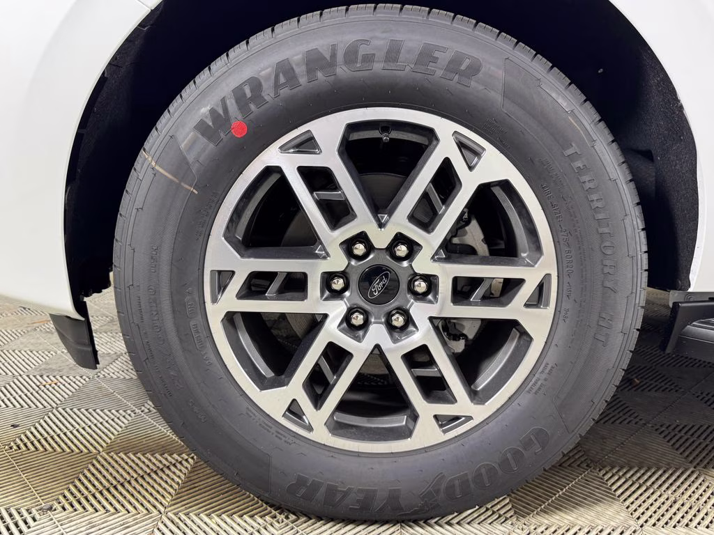 2026 Oxford White Ford Expedition Active RWD SUV