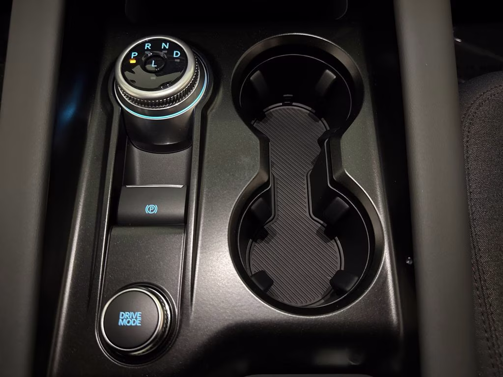 2026 White Metallic Ford Explorer Active RWD SUV