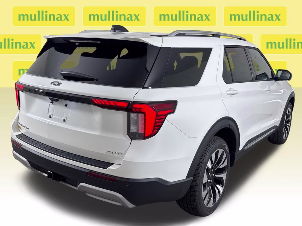 2026 Star White Metallic Tri-Coat Ford Explorer Platinum 4X4 SUV
