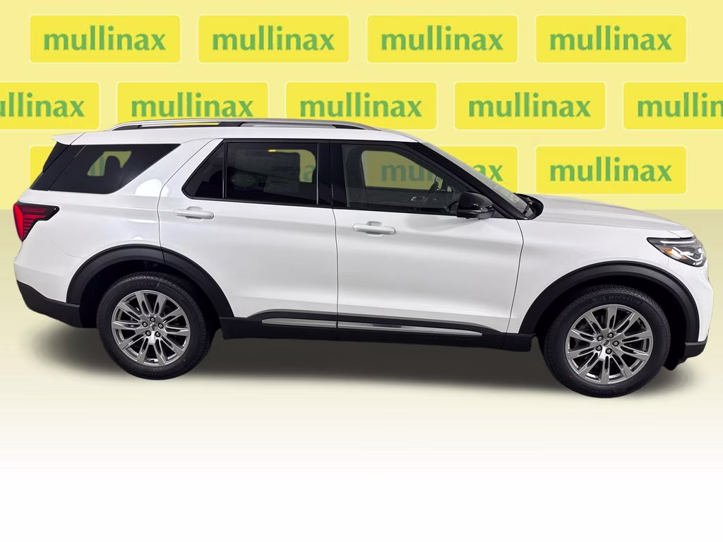 2026 Star White Metallic Tri-Coat Ford Explorer Platinum RWD SUV