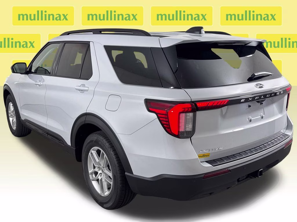 2026 White Metallic Ford Explorer Active RWD SUV