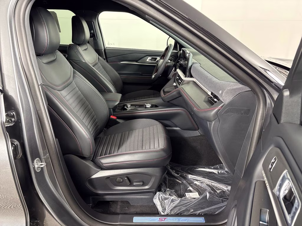 2026 Gray Metallic Ford Explorer ST-Line RWD SUV