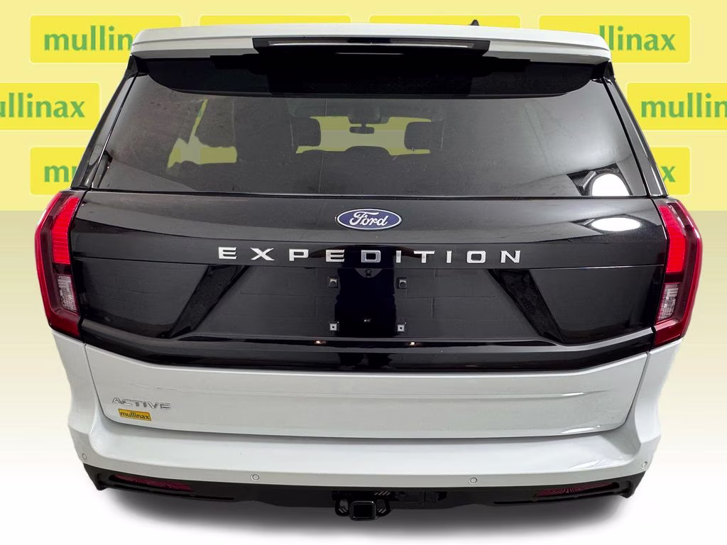 2026 Oxford White Ford Expedition Active RWD SUV