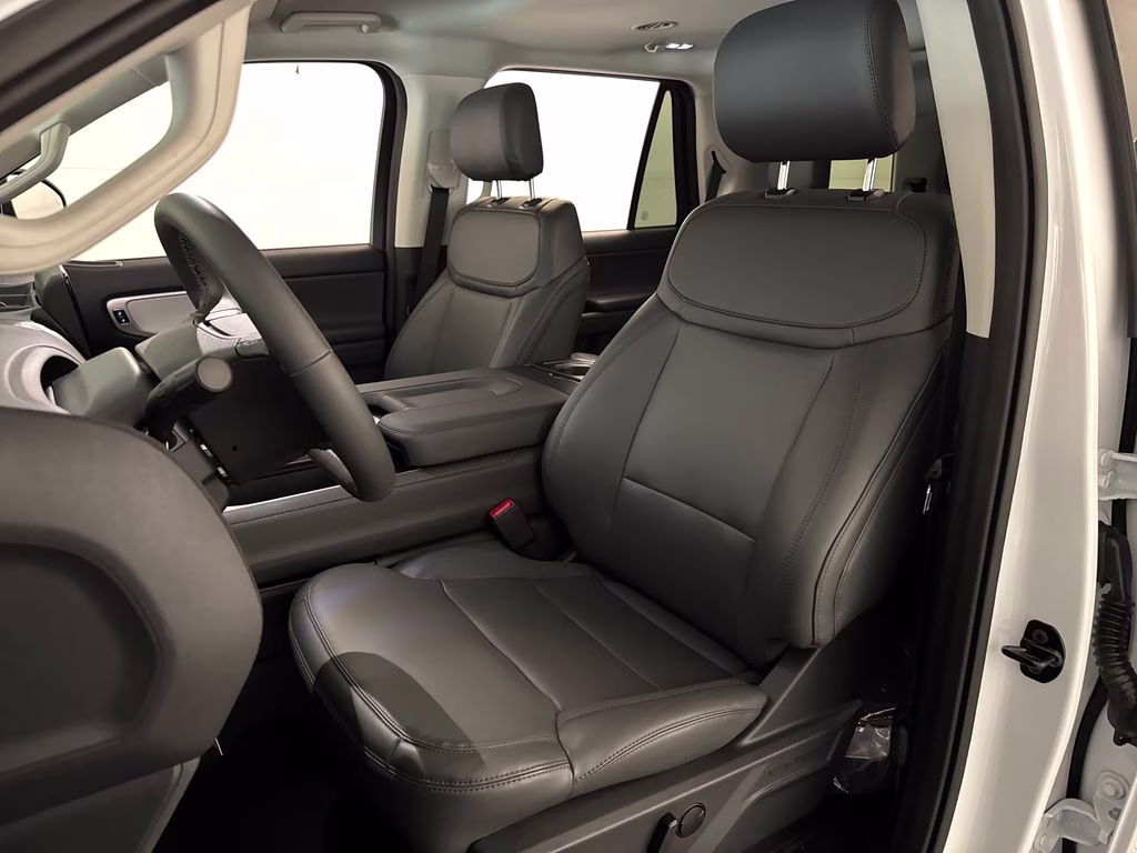 2026 Oxford White Ford Expedition Active RWD SUV