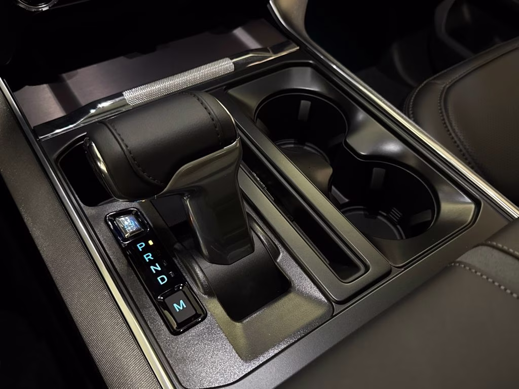 2026 Avalanche Ford F-150 Platinum 4X4 Truck