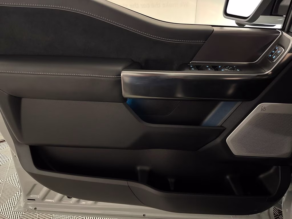 2026 Avalanche Ford F-150 Platinum 4X4 Truck