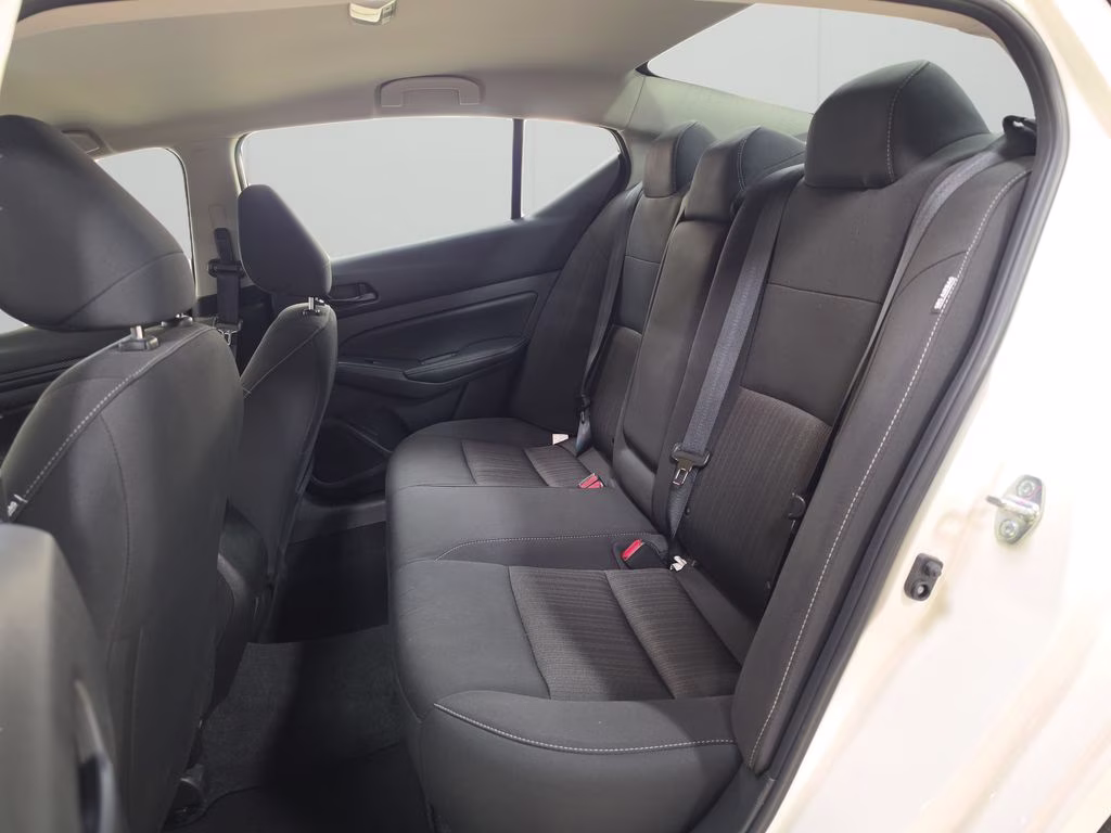 2025 Glacier White Nissan Altima 2.5 SV FWD Sedan