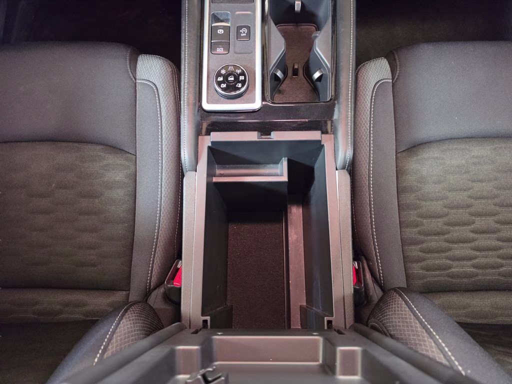 2025 Brilliant Silver Metallic Nissan Pathfinder SV 4X4 SUV