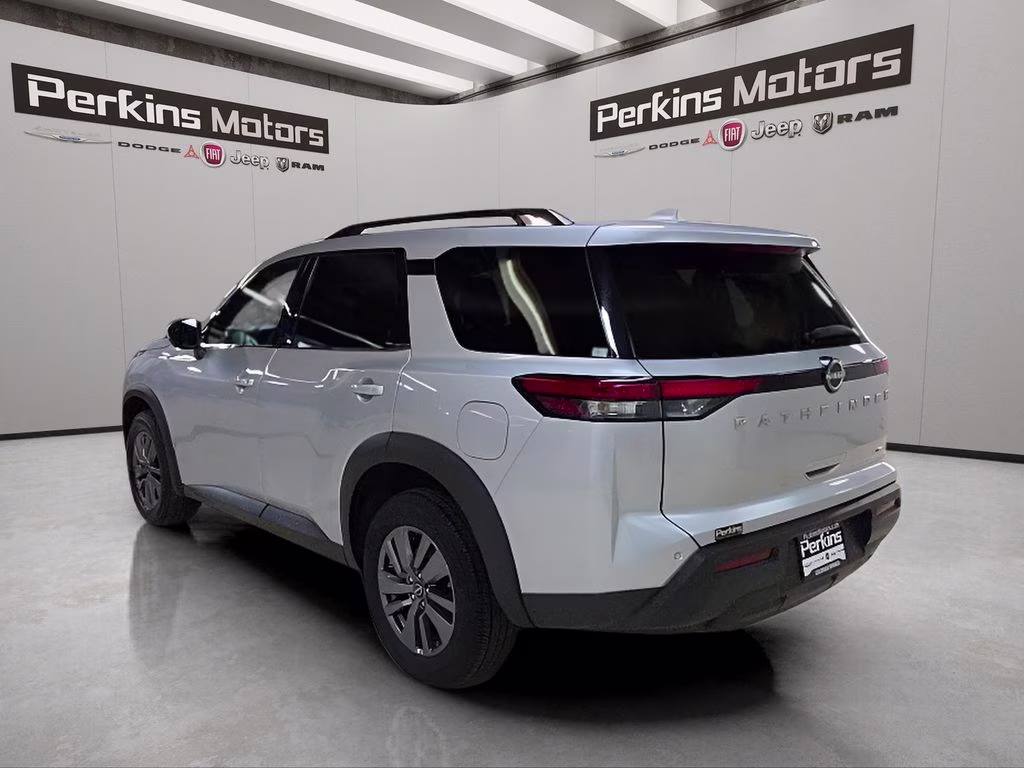2025 Brilliant Silver Metallic Nissan Pathfinder SV 4X4 SUV