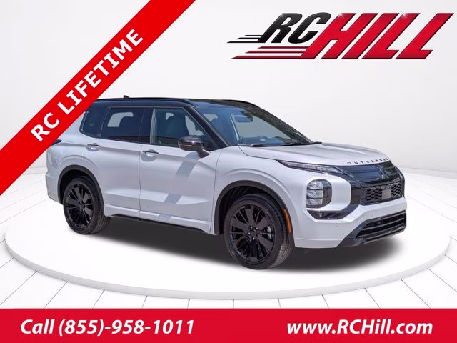 2026 White Diamond/Black Roof Mitsubishi Outlander Black Edition FWD SUV