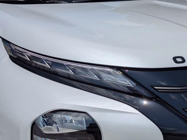 2026 White Diamond/Black Roof Mitsubishi Outlander Black Edition FWD SUV