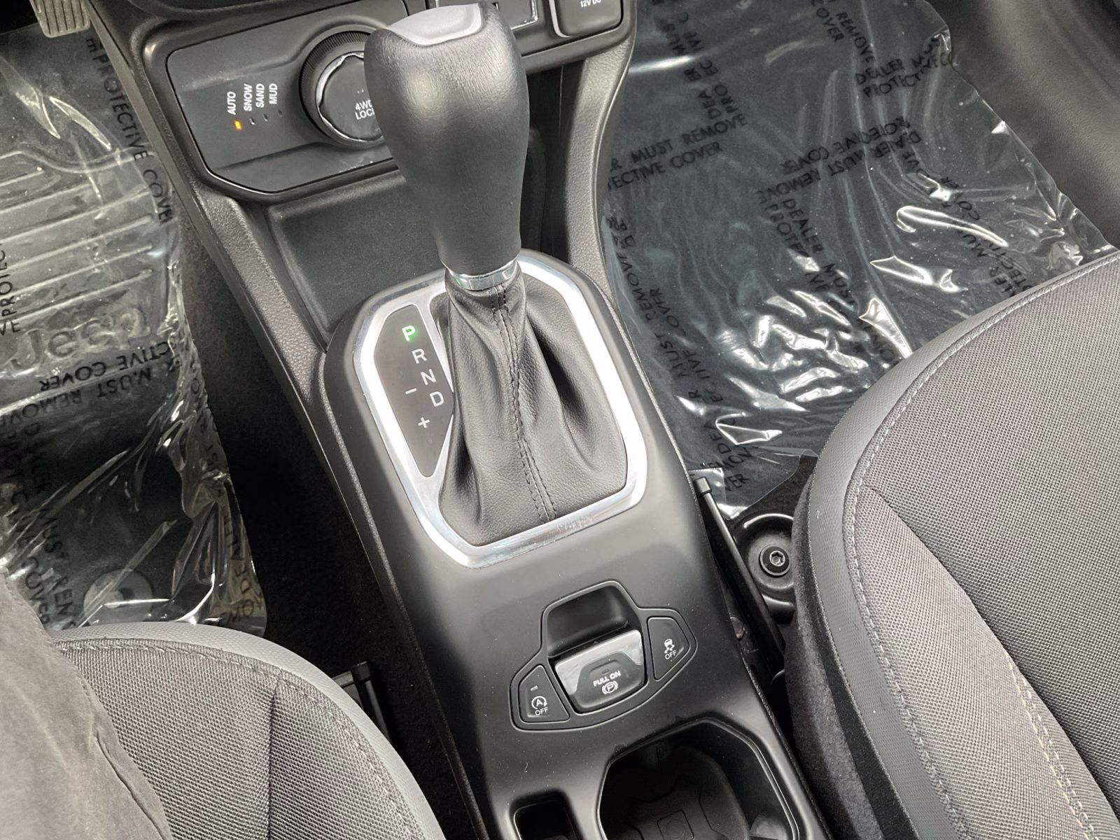 2023 Slate Blue Pearlcoat Jeep Renegade Latitude 4X4 SUV