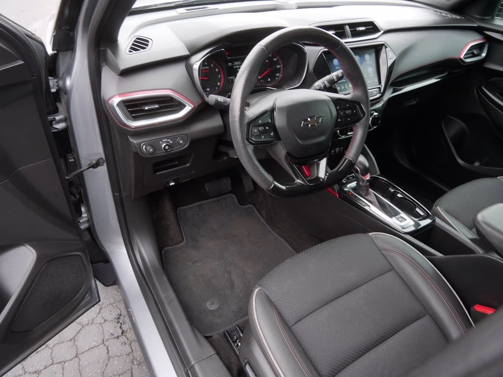 2023 Sterling Gray Metallic Chevrolet Trailblazer RS AWD SUV