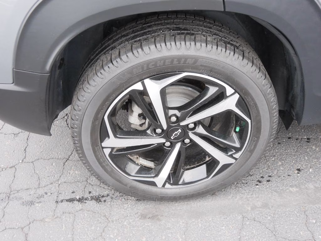 2023 Sterling Gray Metallic Chevrolet Trailblazer RS AWD SUV