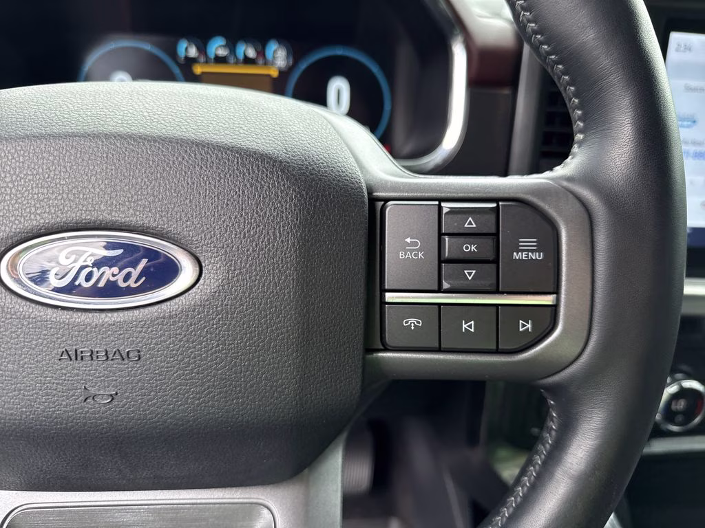 2021 Iconic Silver Metallic Ford F-150 Lariat 4X4 Truck