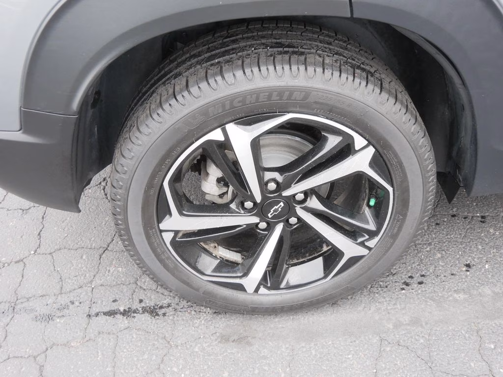 2023 Sterling Gray Metallic Chevrolet Trailblazer RS AWD SUV