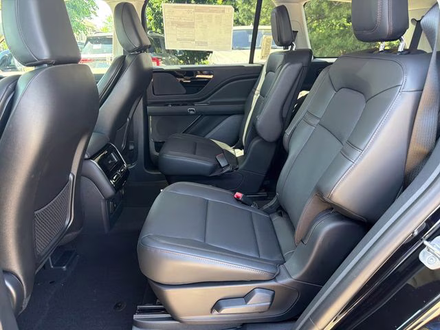 2026 Infinite Black Metallic Clearcoat Lincoln Aviator Premiere AWD SUV