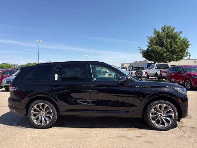 2026 Infinite Black Metallic Clearcoat Lincoln Aviator Premiere AWD SUV