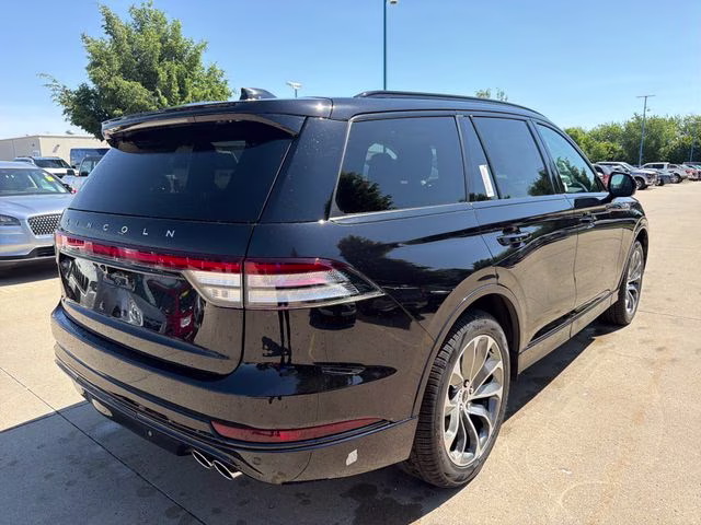 2026 Infinite Black Metallic Clearcoat Lincoln Aviator Premiere AWD SUV